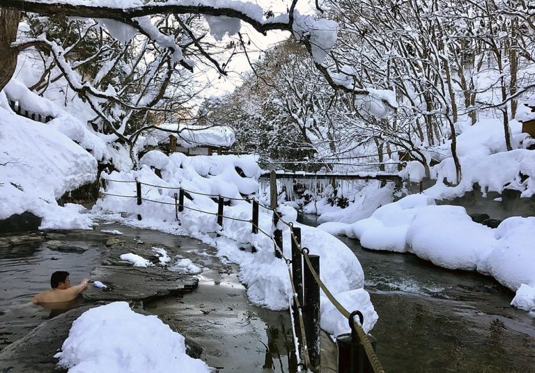 6 Best Hot Springs In Japan You Need To Visit